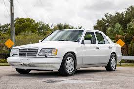 Mercedes-Benz E 300 1995-1997
