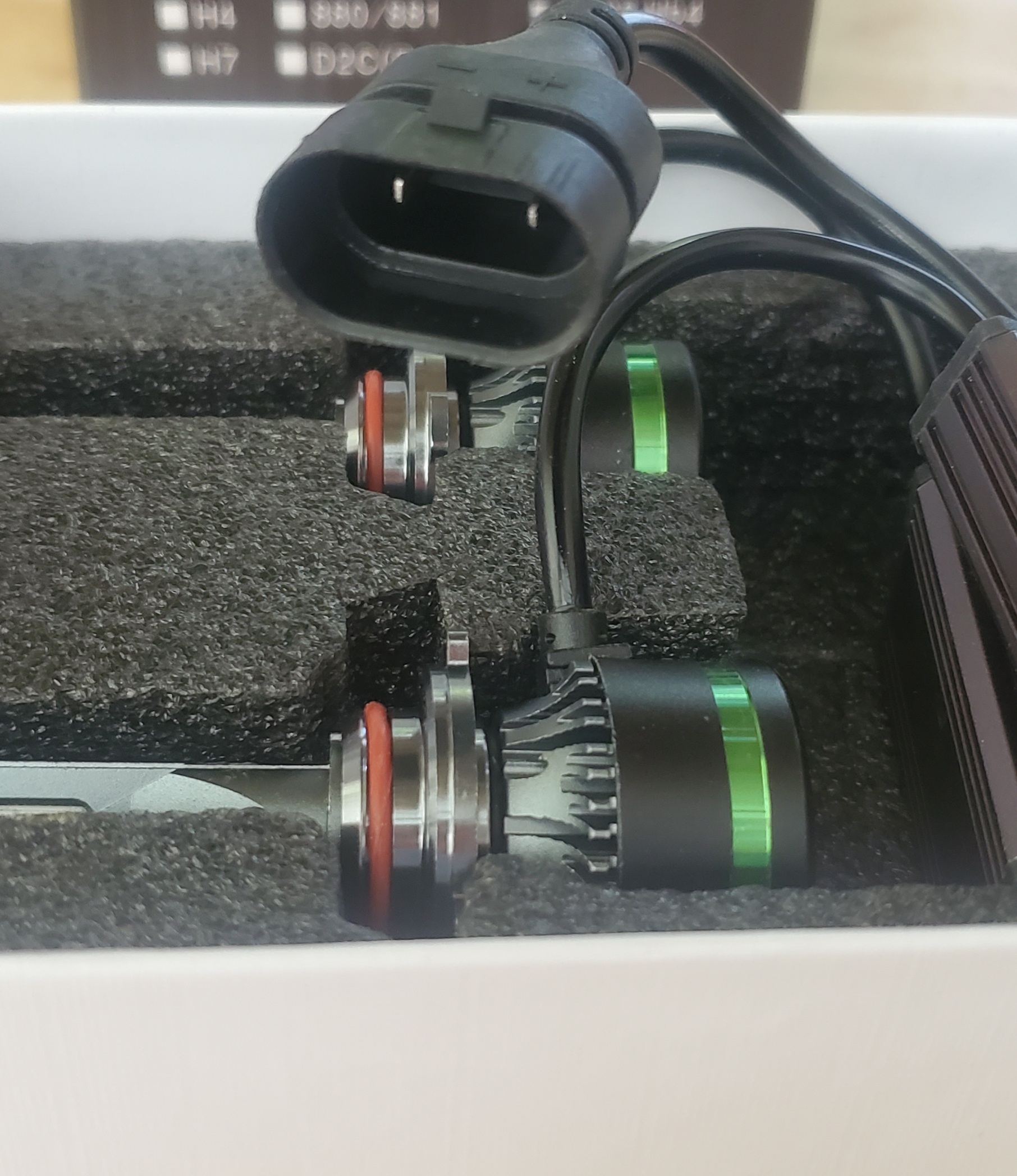 9006 LED Headlight Bulb SET